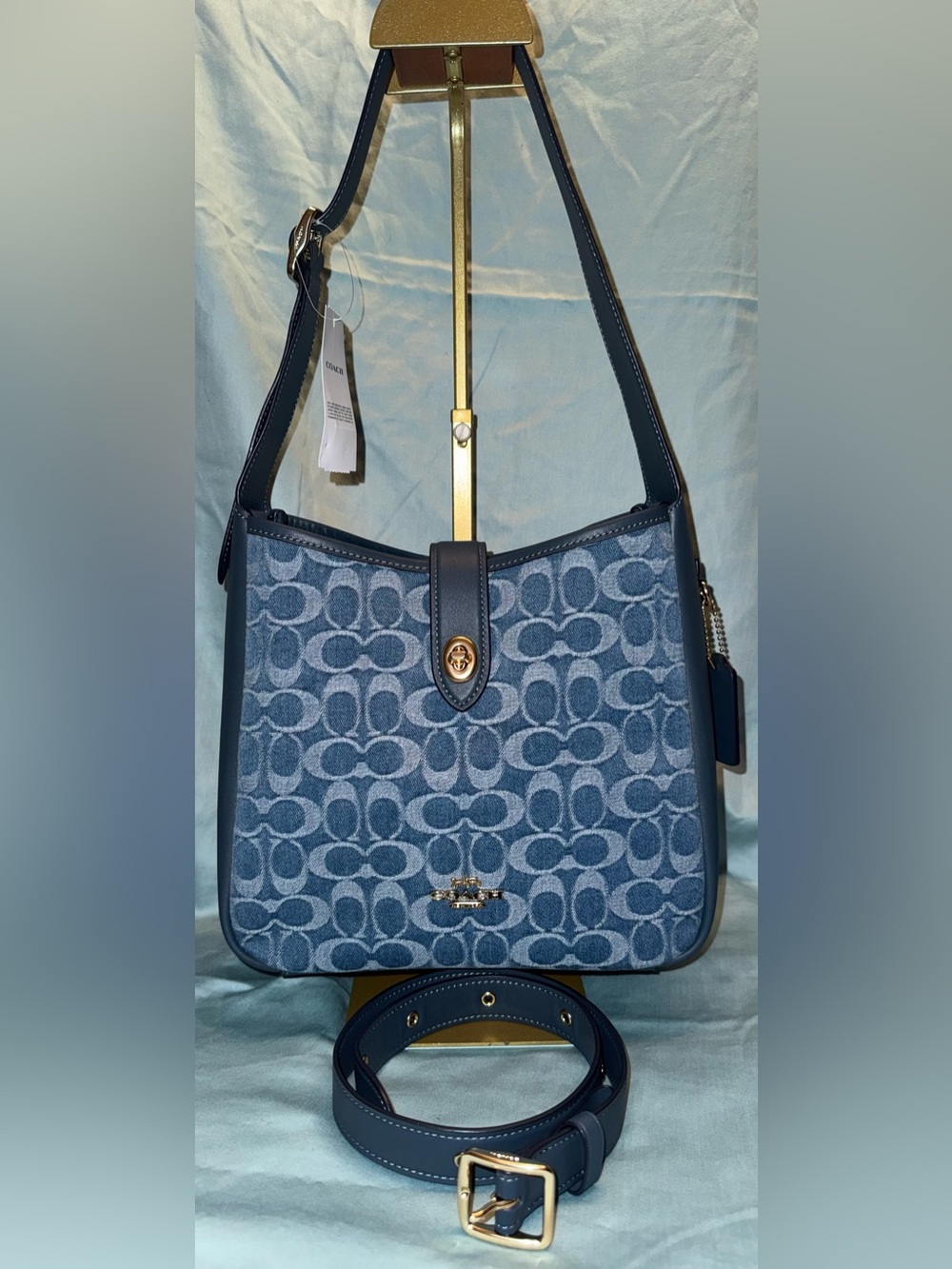 Coach CDB98 Hadley Convertible Crossbody Bag in Signature Denim - Picture 2 of 15